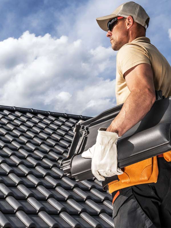 Travaux de toiture - FIRMEROOF CLEANING : couvreur toiturier, ardoisier sur Bruxelles et toute la Belgique : Rénovation de toiture et faîtage :  tuile, ardoise. Dépannage urgent fuite toit. zinguerie : gouttière, bande de rive, corniche.. en Belgique :  Bruxelles …